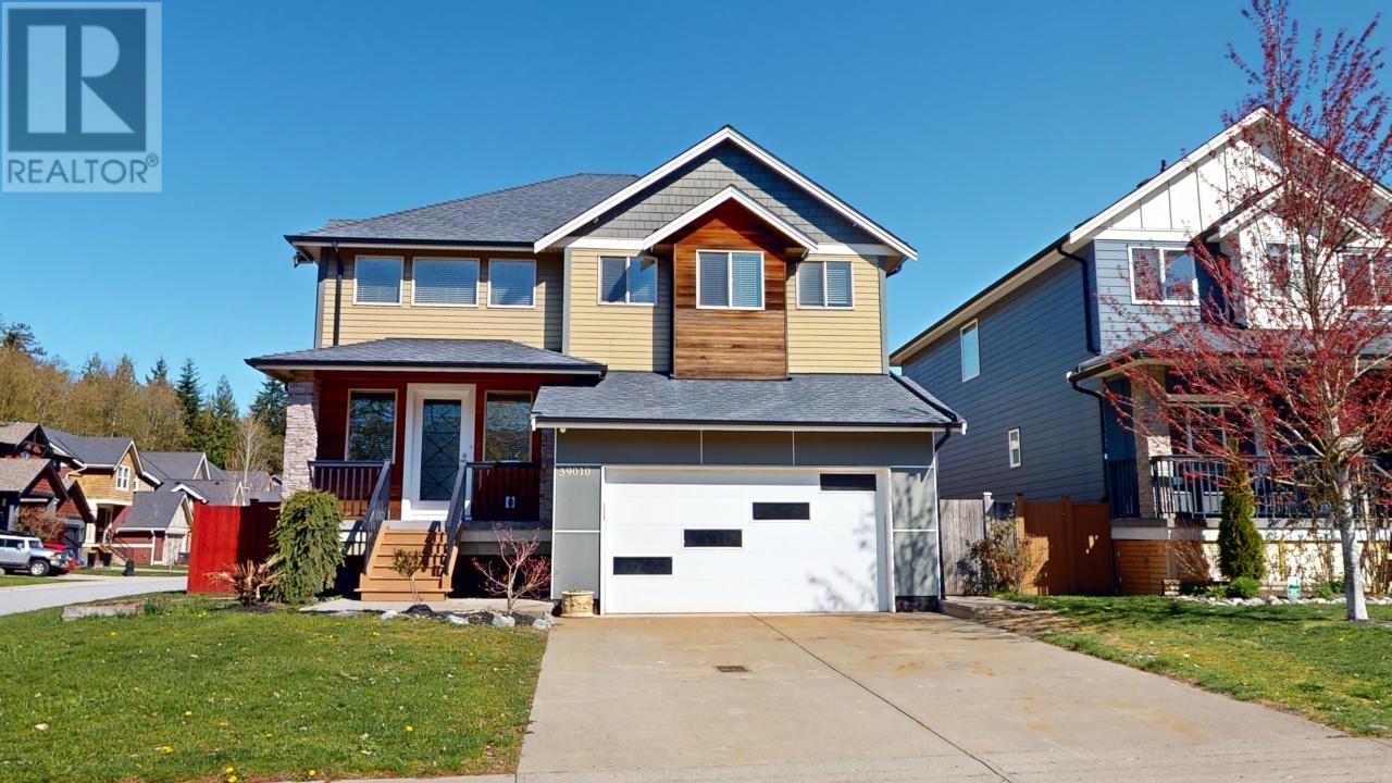 39010 Kingfisher Road, Squamish, British Columbia  V8B 0S9 - Photo 1 - R2866214