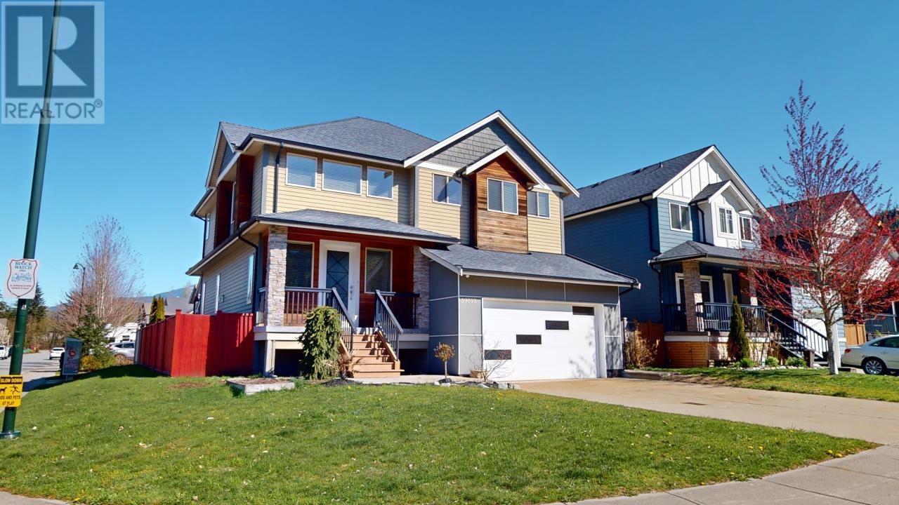 39010 Kingfisher Road, Squamish, British Columbia  V8B 0S9 - Photo 2 - R2866214