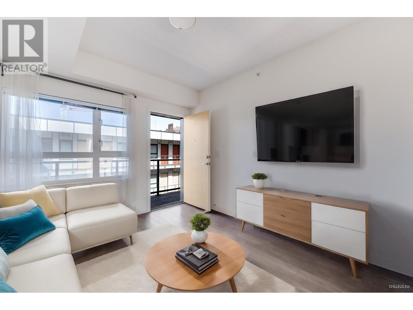 616 138 E Hastings Street, Vancouver, British Columbia  V6A 1N4 - Photo 1 - R2865838