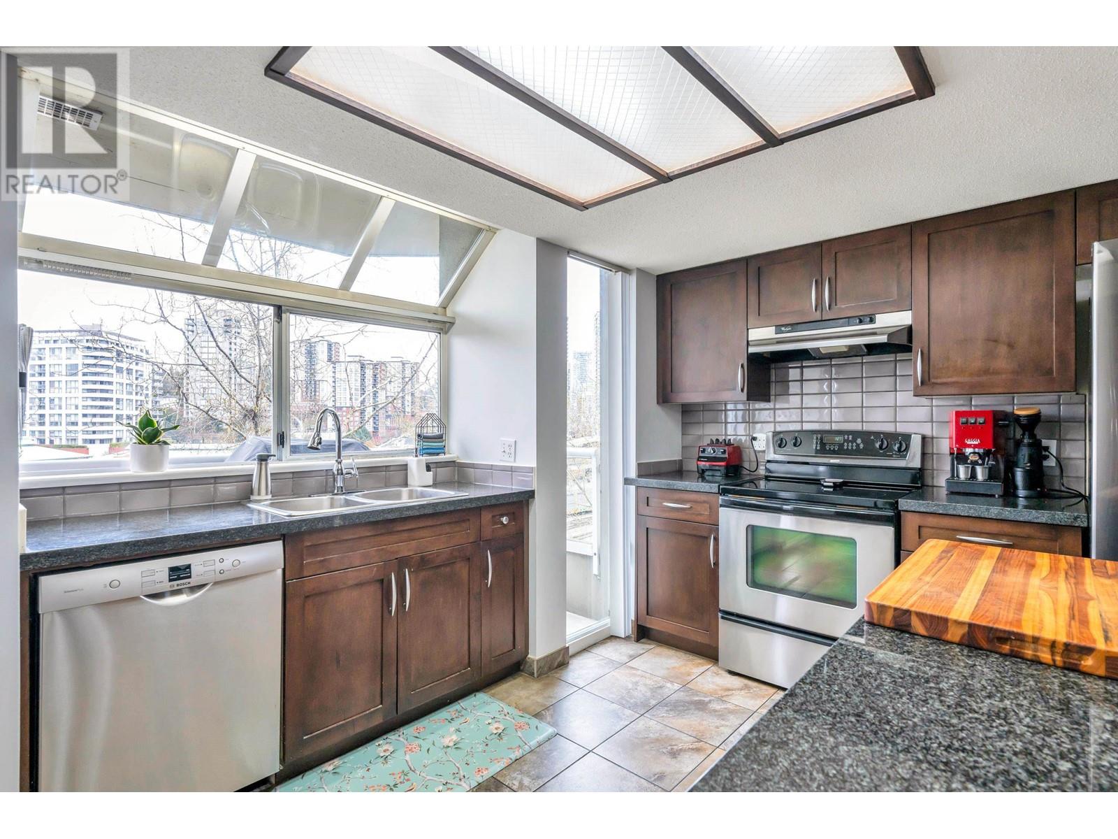 601 1135 Quayside Drive, New Westminster, British Columbia  V3M 6J4 - Photo 8 - R2864202