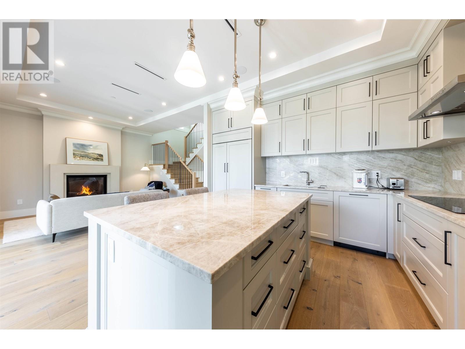 4089 W 19th Avenue, Vancouver, British Columbia  V6S 1E2 - Photo 9 - R2866261