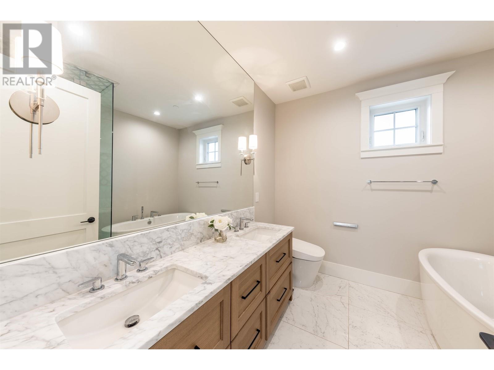 4089 W 19th Avenue, Vancouver, British Columbia  V6S 1E2 - Photo 30 - R2866261