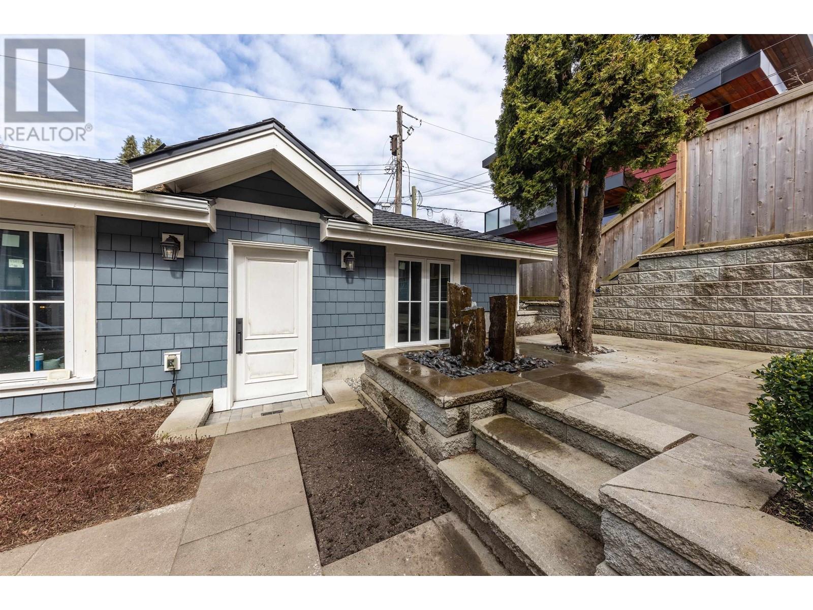 4089 W 19th Avenue, Vancouver, British Columbia  V6S 1E2 - Photo 36 - R2866261