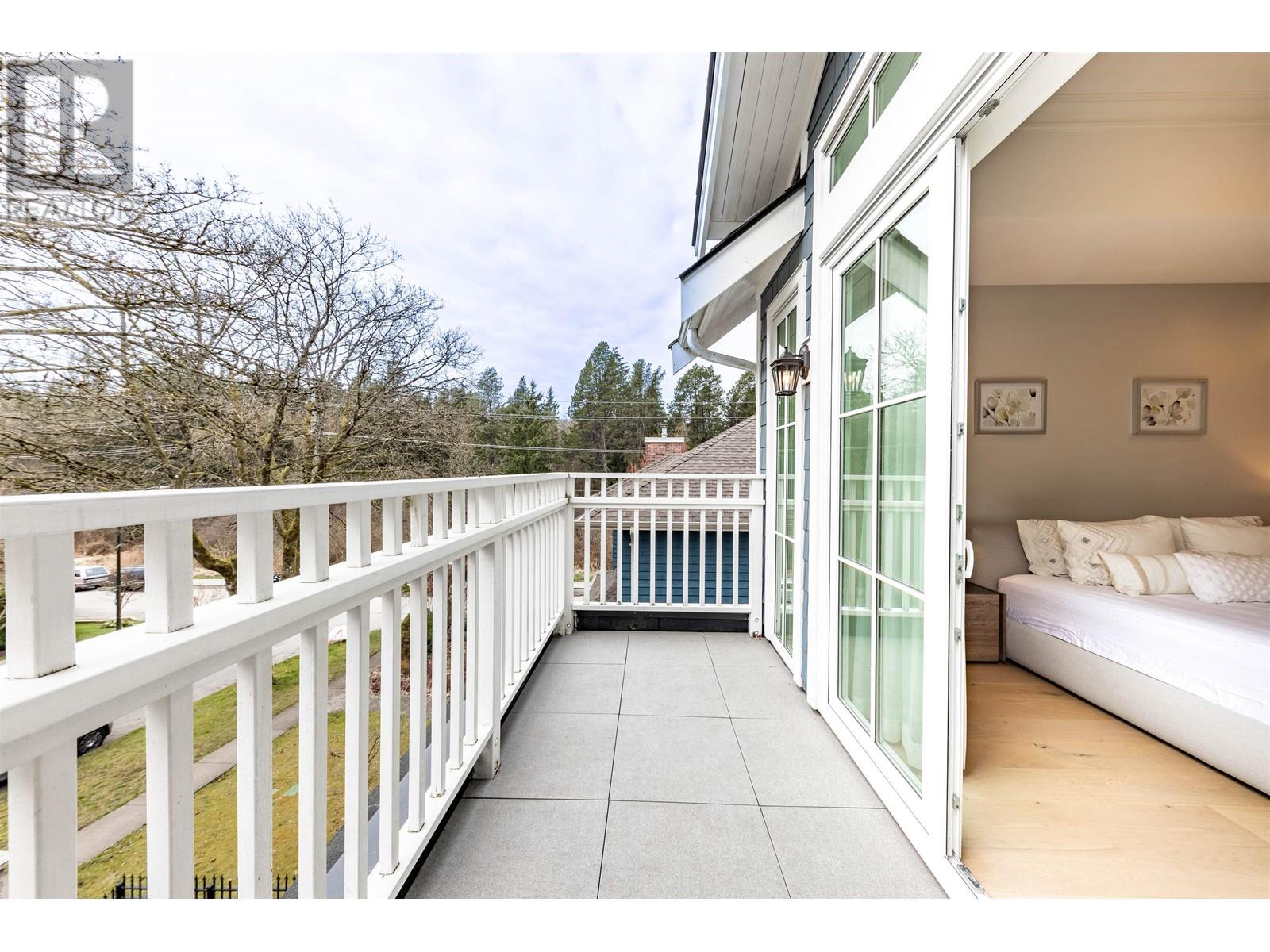4089 W 19th Avenue, Vancouver, British Columbia  V6S 1E2 - Photo 35 - R2866261
