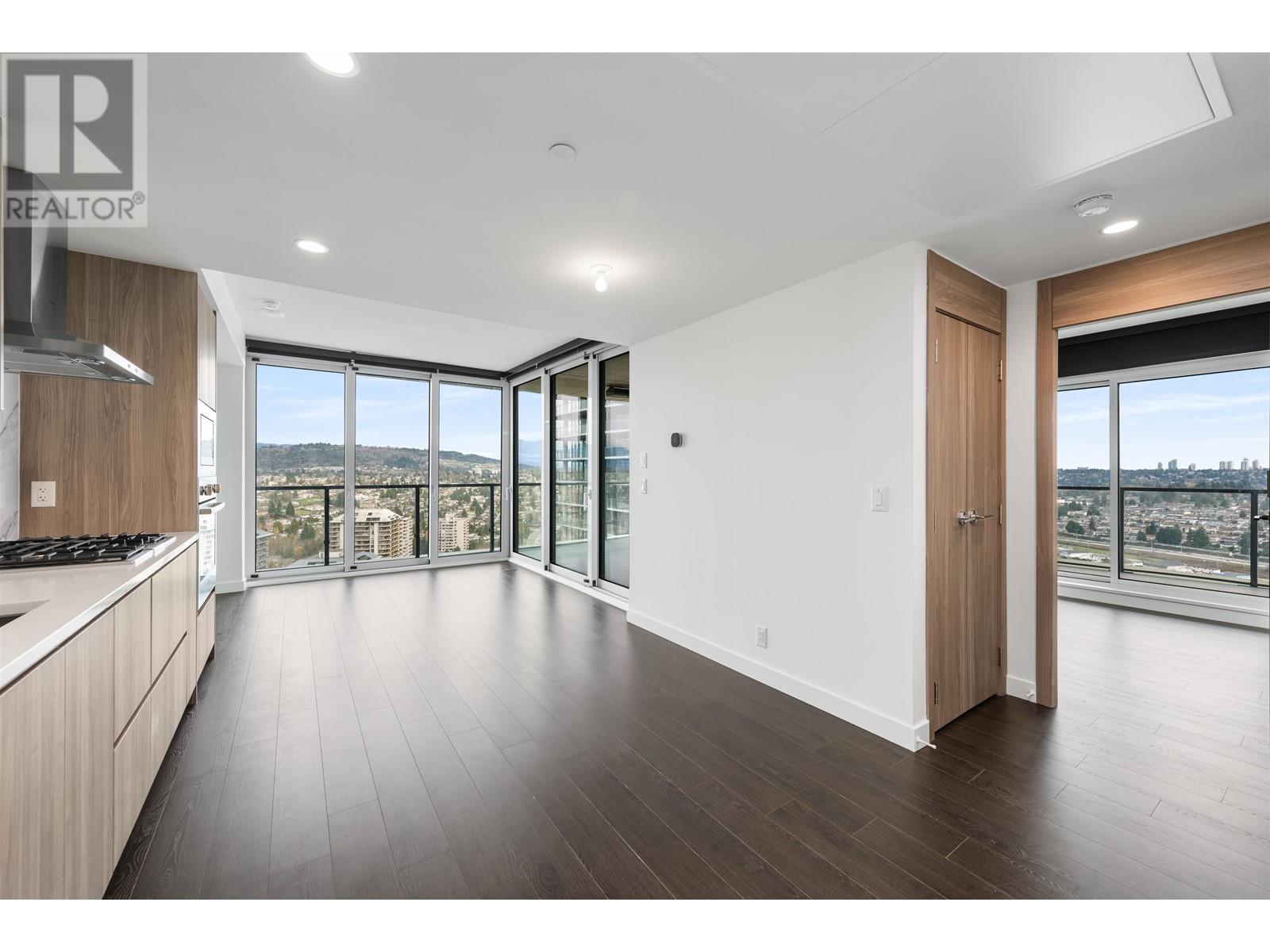 3107 4880 Lougheed Highway, Burnaby, British Columbia  V5C 0N1 - Photo 2 - R2866277