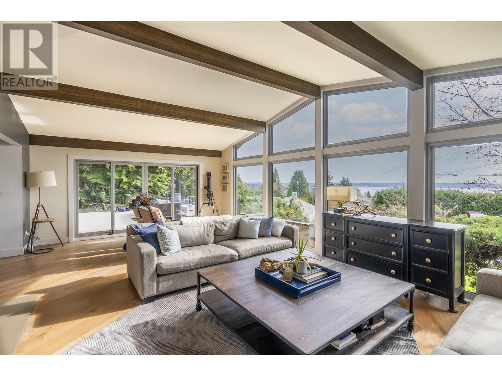 1715 Rosebery Avenue, West Vancouver, British Columbia  V7V 2Z5 - Photo 7 - R2866281
