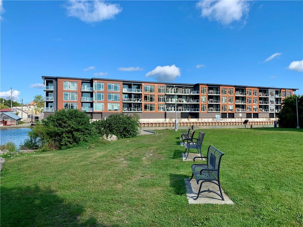 38 Harbour Street, Unit #206, Port Dover, Ontario  N0A 1N0 - Photo 1 - H4186845