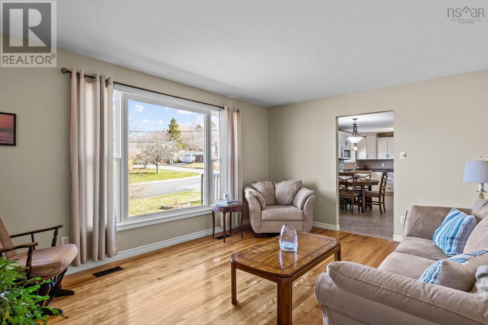 25 Gourok Avenue, Dartmouth, Nova Scotia  B2X 2B1 - Photo 2 - 202406091