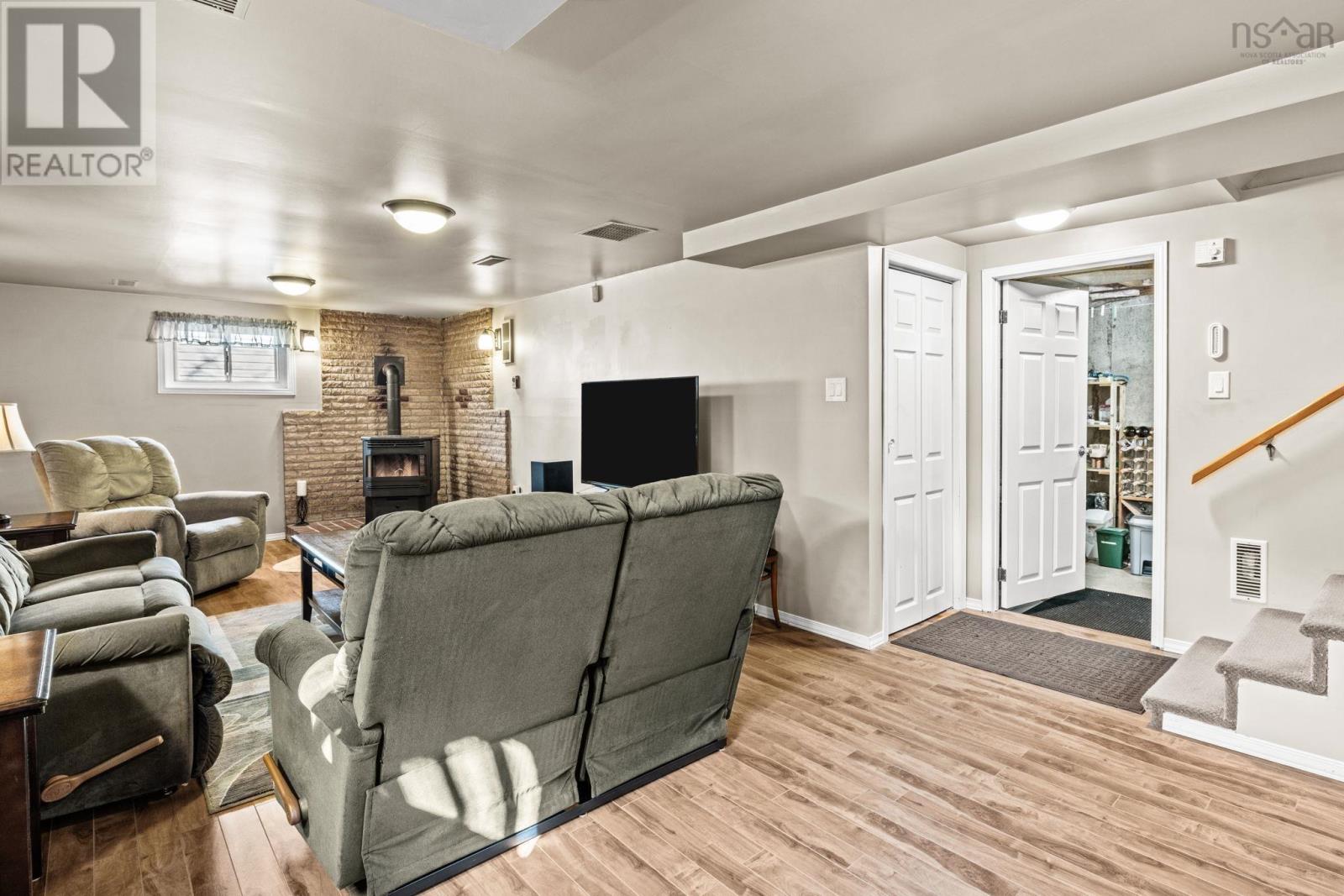 25 Gourok Avenue, Dartmouth, Nova Scotia  B2X 2B1 - Photo 20 - 202406091