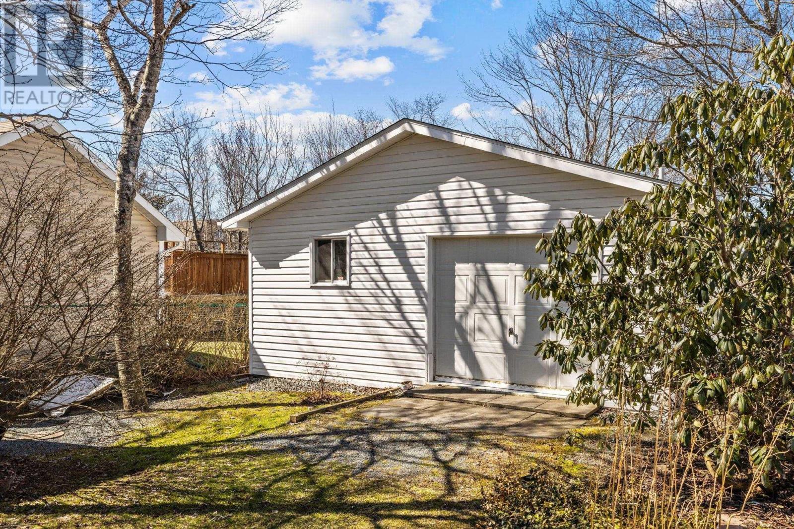 25 Gourok Avenue, Dartmouth, Nova Scotia  B2X 2B1 - Photo 27 - 202406091