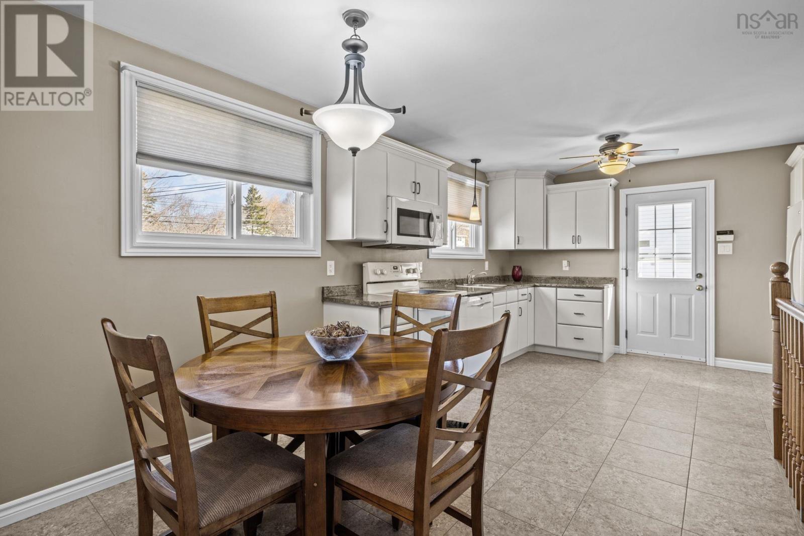 25 Gourok Avenue, Dartmouth, Nova Scotia  B2X 2B1 - Photo 5 - 202406091