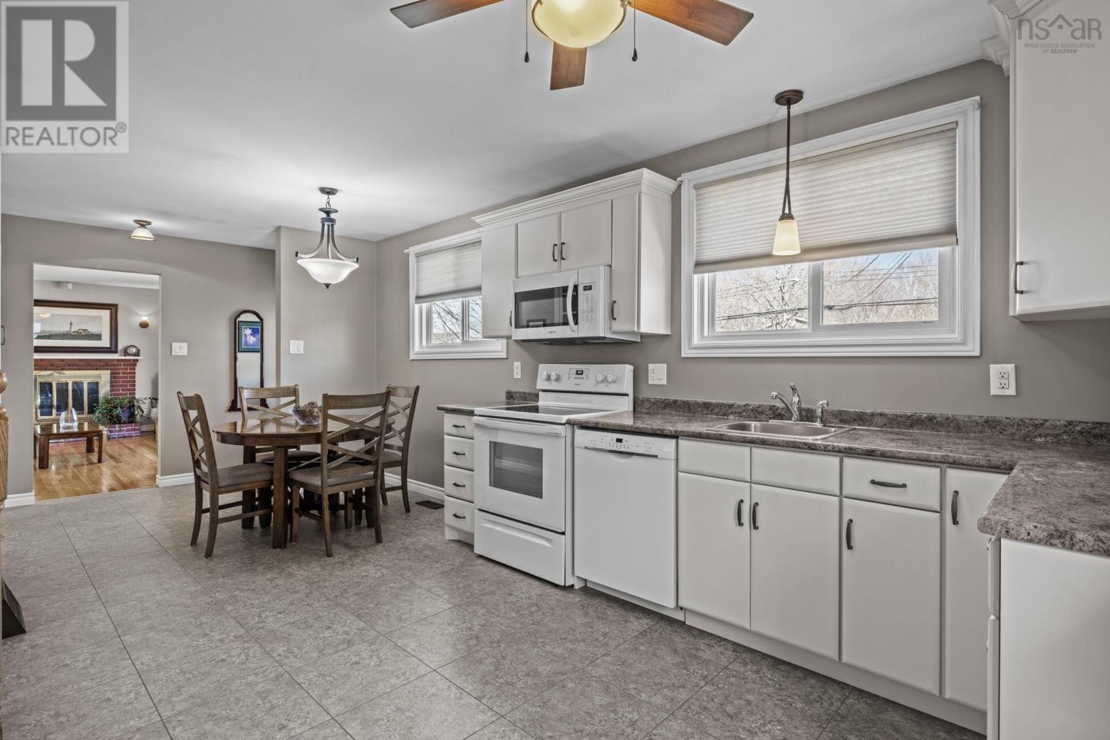 25 Gourok Avenue, Dartmouth, Nova Scotia  B2X 2B1 - Photo 8 - 202406091