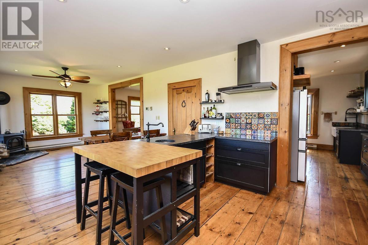 6411 Highway 215, Noel Shore, Nova Scotia  B0N 1T0 - Photo 18 - 202406092