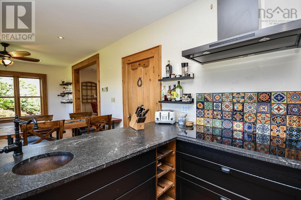 6411 Highway 215, Noel Shore, Nova Scotia  B0N 1T0 - Photo 24 - 202406092