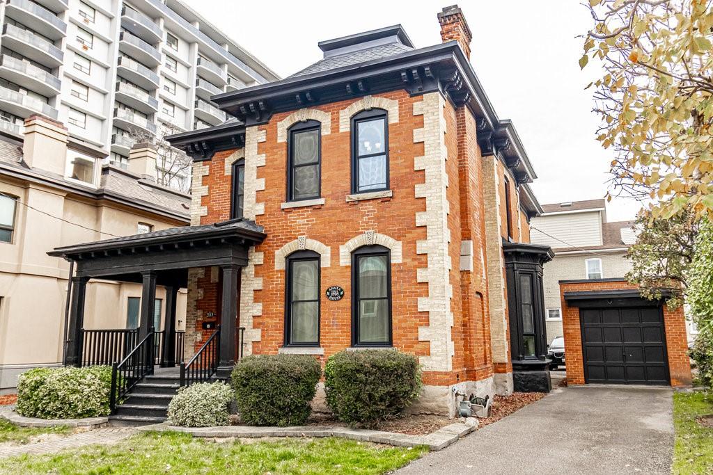 203 Macnab Street S, Hamilton, Ontario  L8P 3C8 - Photo 2 - H4189550