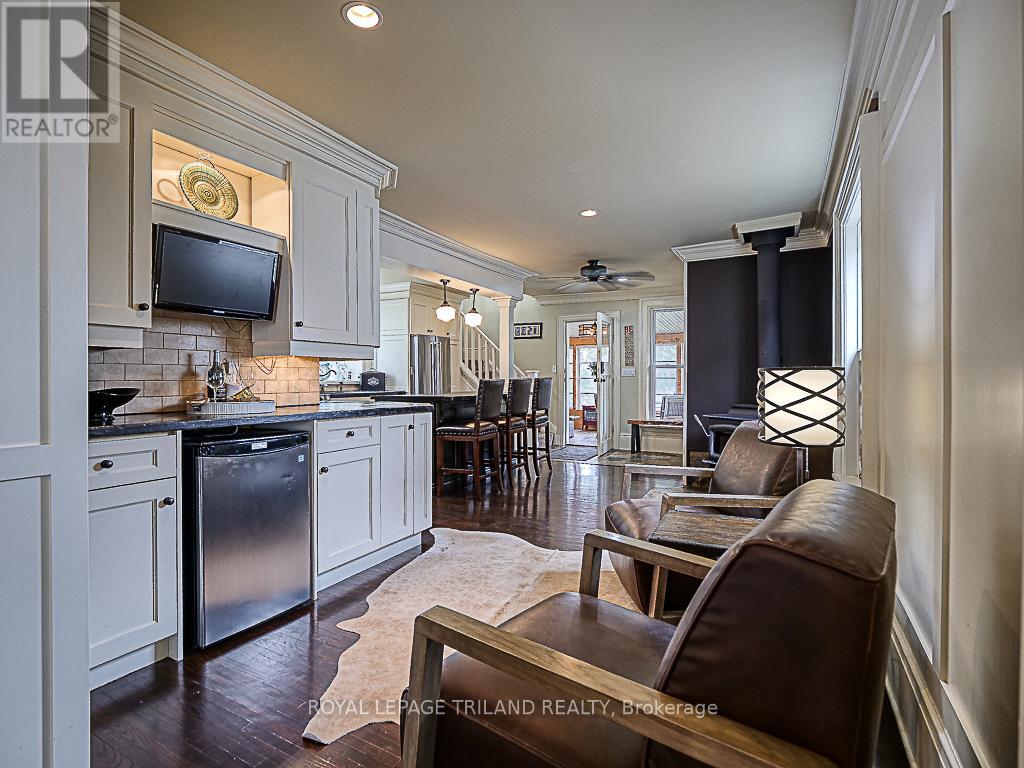 126 King St E, Ingersoll, Ontario  N5C 1G9 - Photo 10 - X8201346