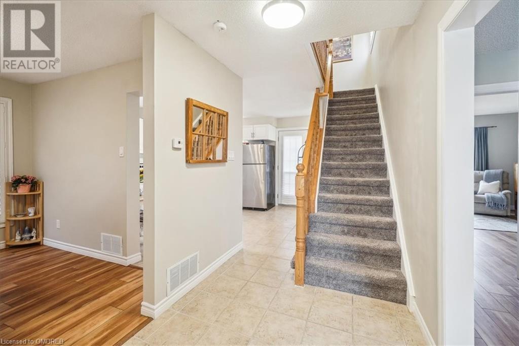 153 Fife Road, Guelph, Ontario  N1H 6Y1 - Photo 3 - 40561871