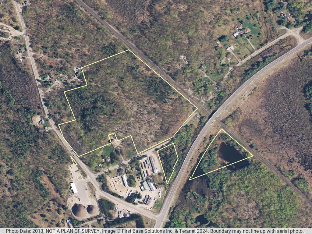 60 High Street, Mactier, Ontario  P0C 1H0 - Photo 1 - H4189721