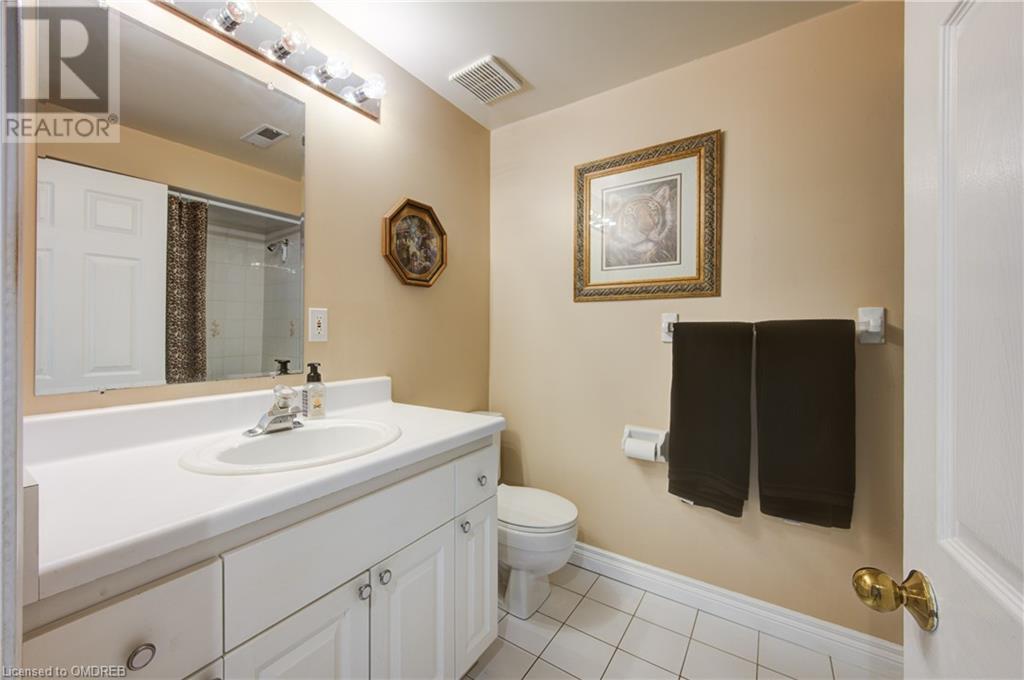 19 Renata Court, Dundas, Ontario  L9H 6X1 - Photo 13 - 40566211