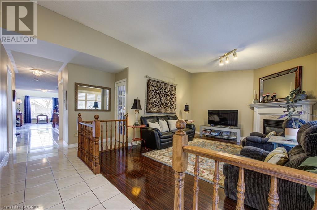 19 Renata Court, Dundas, Ontario  L9H 6X1 - Photo 25 - 40566211