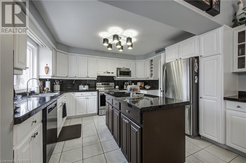 19 Renata Court, Dundas, Ontario  L9H 6X1 - Photo 31 - 40566211
