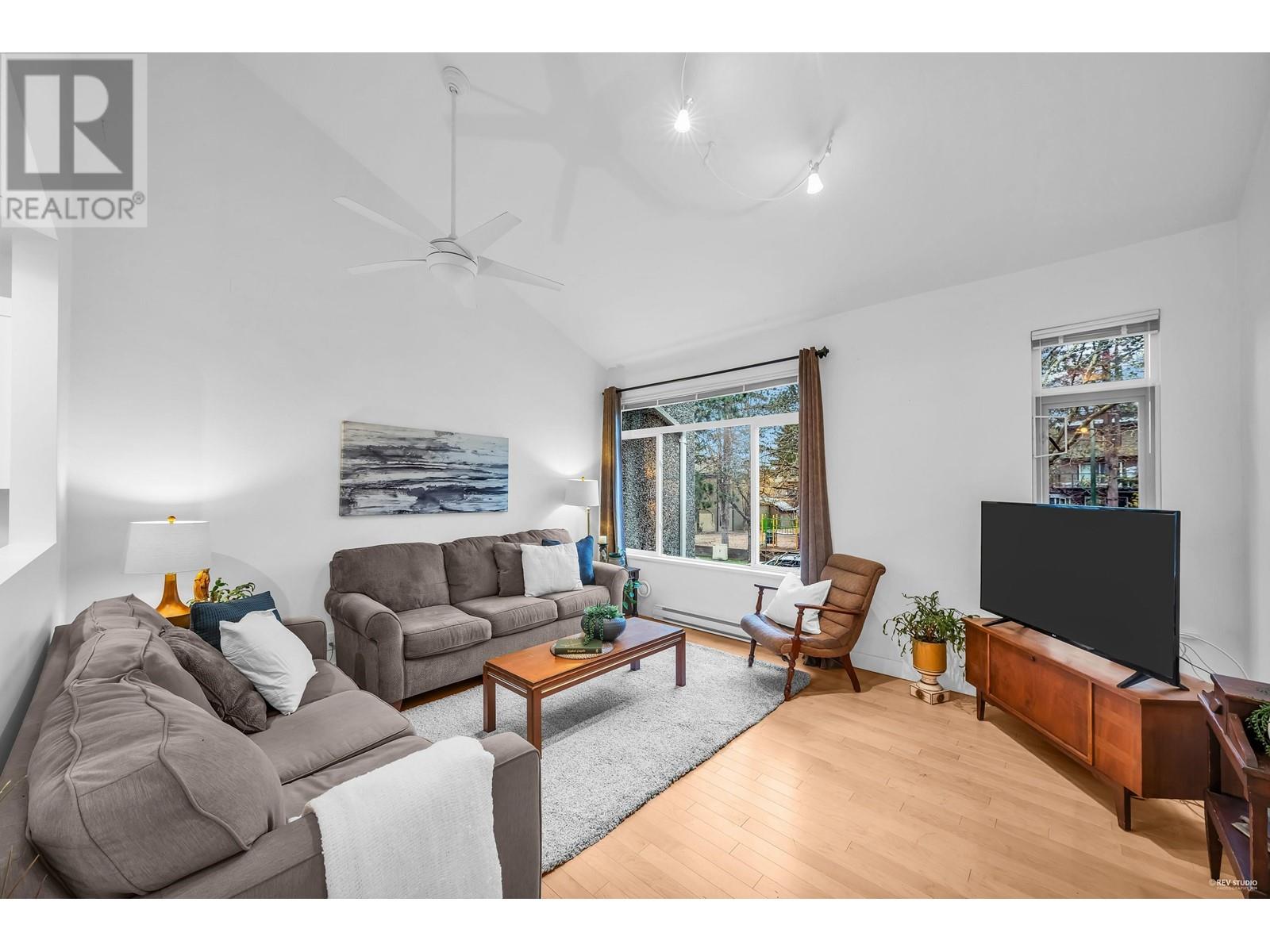 438 3364 Marquette Crescent, Vancouver, British Columbia  V5S 4K4 - Photo 2 - R2866299