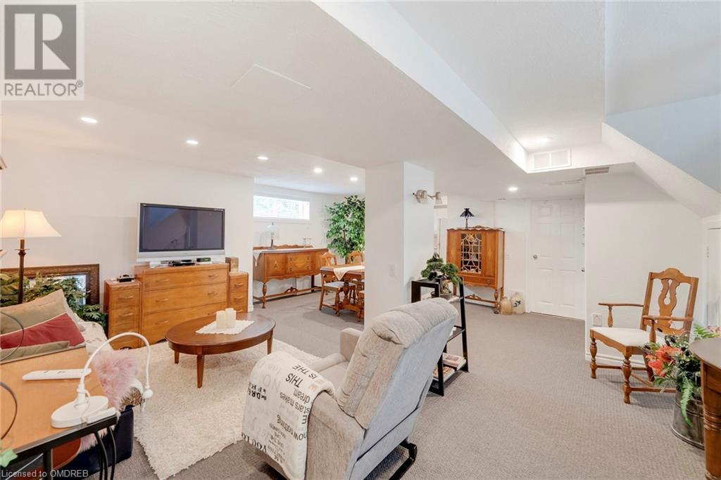 469 Seaton Drive, Oakville, Ontario  L6L 3Y3 - Photo 24 - 40563120