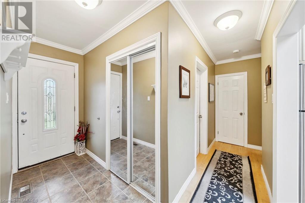 469 Seaton Drive, Oakville, Ontario  L6L 3Y3 - Photo 7 - 40563120