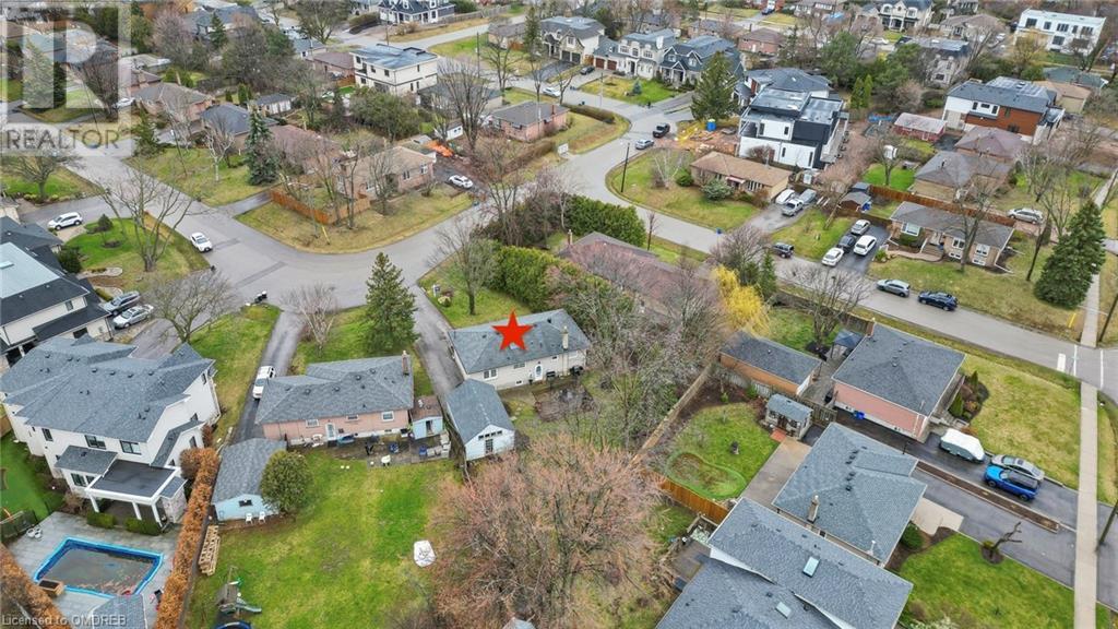 469 Seaton Drive, Oakville, Ontario  L6L 3Y3 - Photo 4 - 40563120