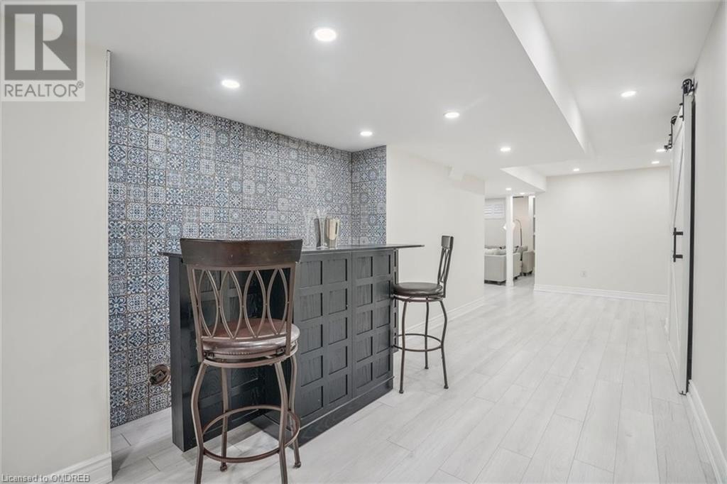 298 Sixteen Mile Drive, Oakville, Ontario  L6M 0V8 - Photo 37 - 40546270
