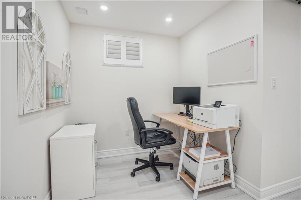 298 Sixteen Mile Drive, Oakville, Ontario  L6M 0V8 - Photo 39 - 40546270