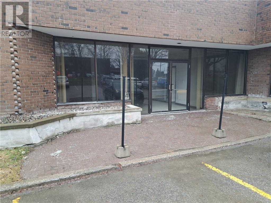 555 California Avenue Unit#4, Brockville, Ontario  K6V 7N6 - Photo 2 - 1383923