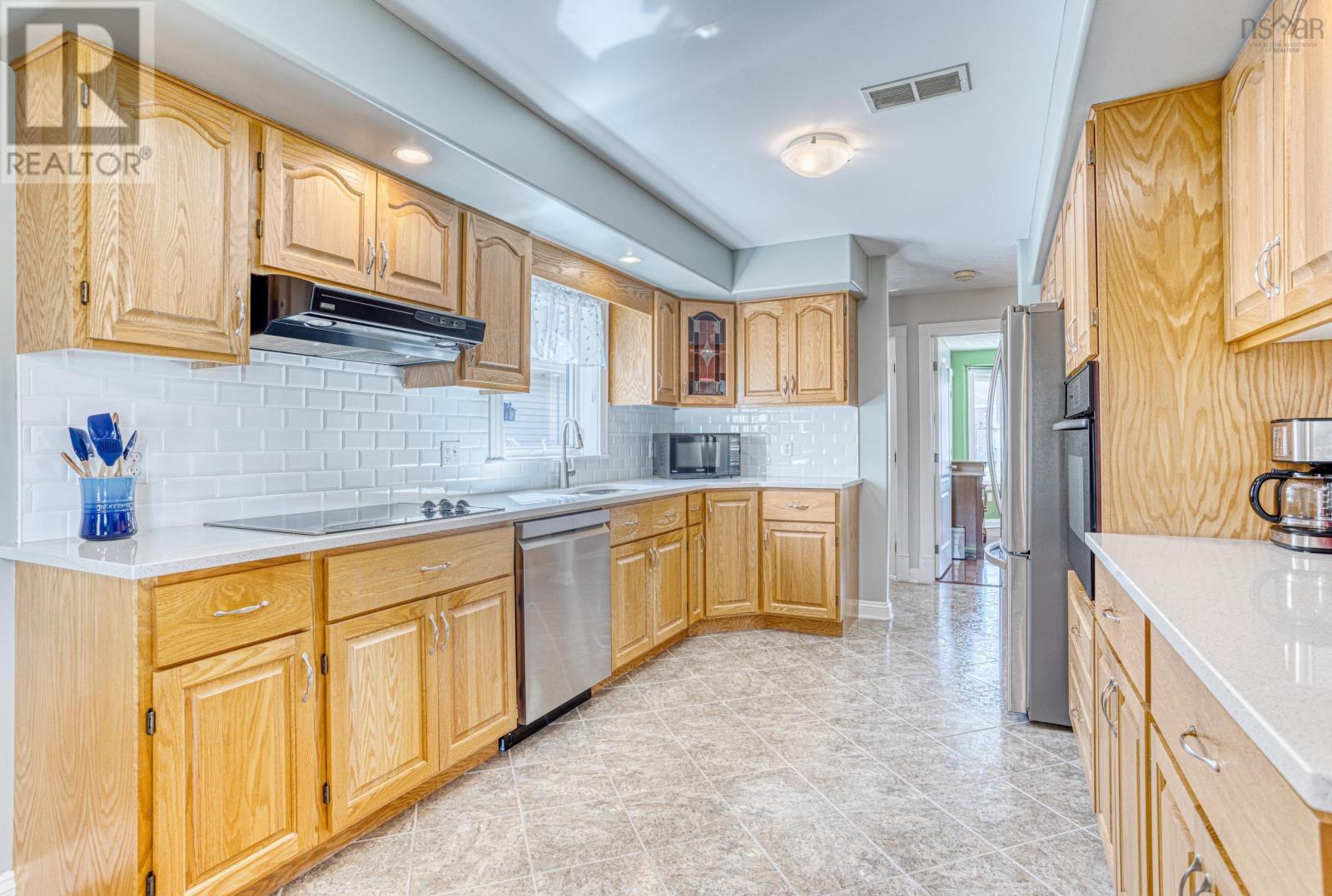 452 Astral Drive, Cole Harbour, Nova Scotia  B2V 2V2 - Photo 11 - 202406146