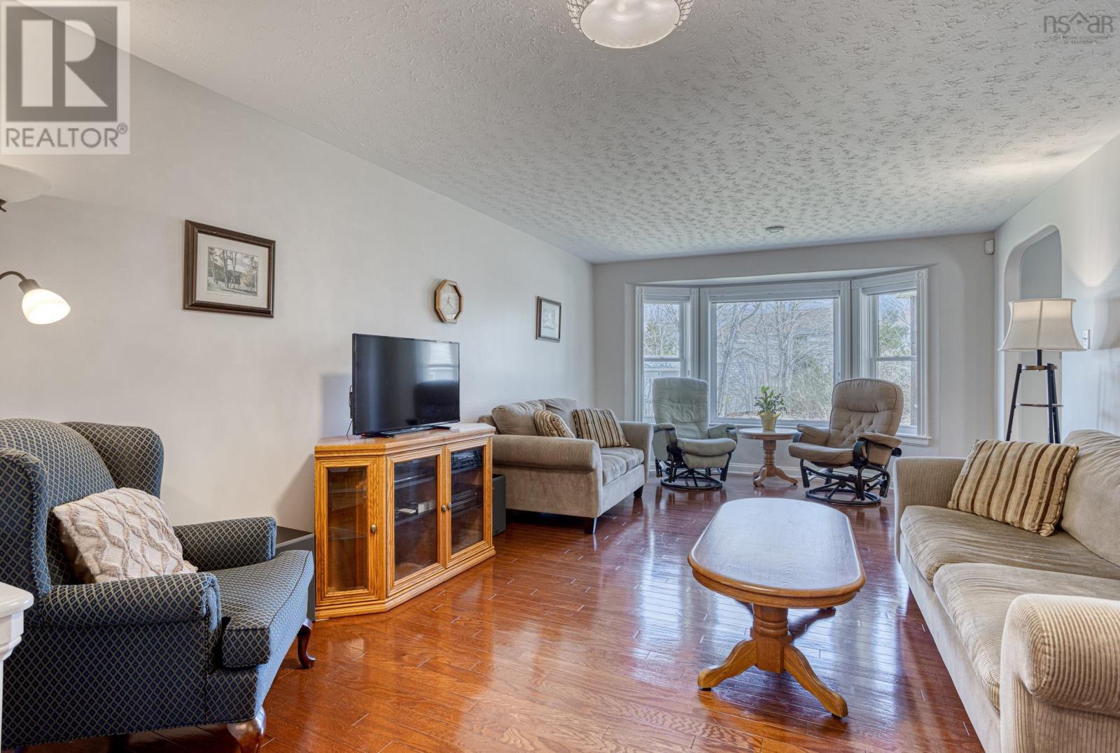 452 Astral Drive, Cole Harbour, Nova Scotia  B2V 2V2 - Photo 5 - 202406146
