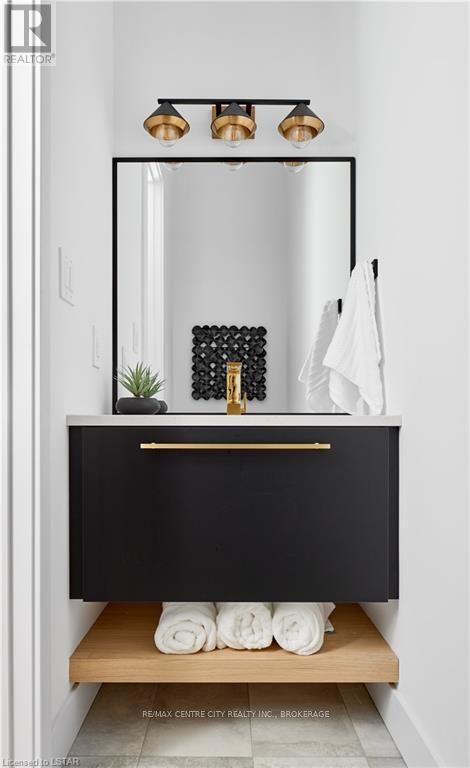 209 Merritt Crt, North Middlesex, Ontario  N0M 2K0 - Photo 12 - X8201712