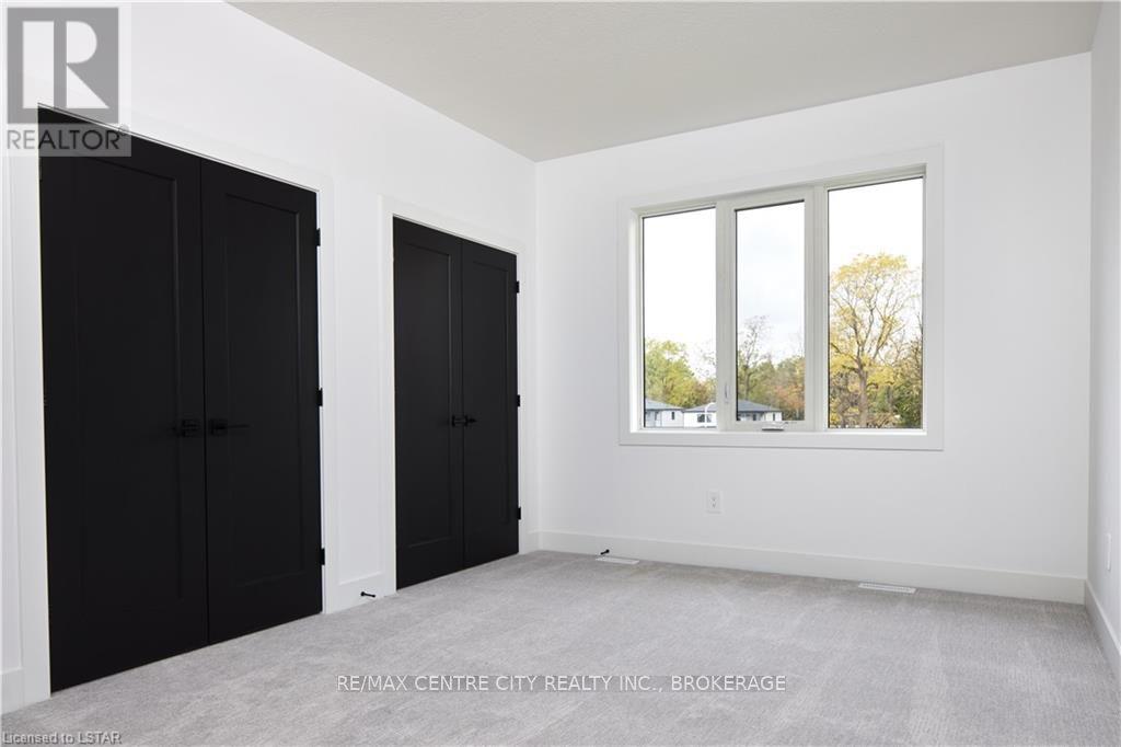 209 Merritt Crt, North Middlesex, Ontario  N0M 2K0 - Photo 20 - X8201712