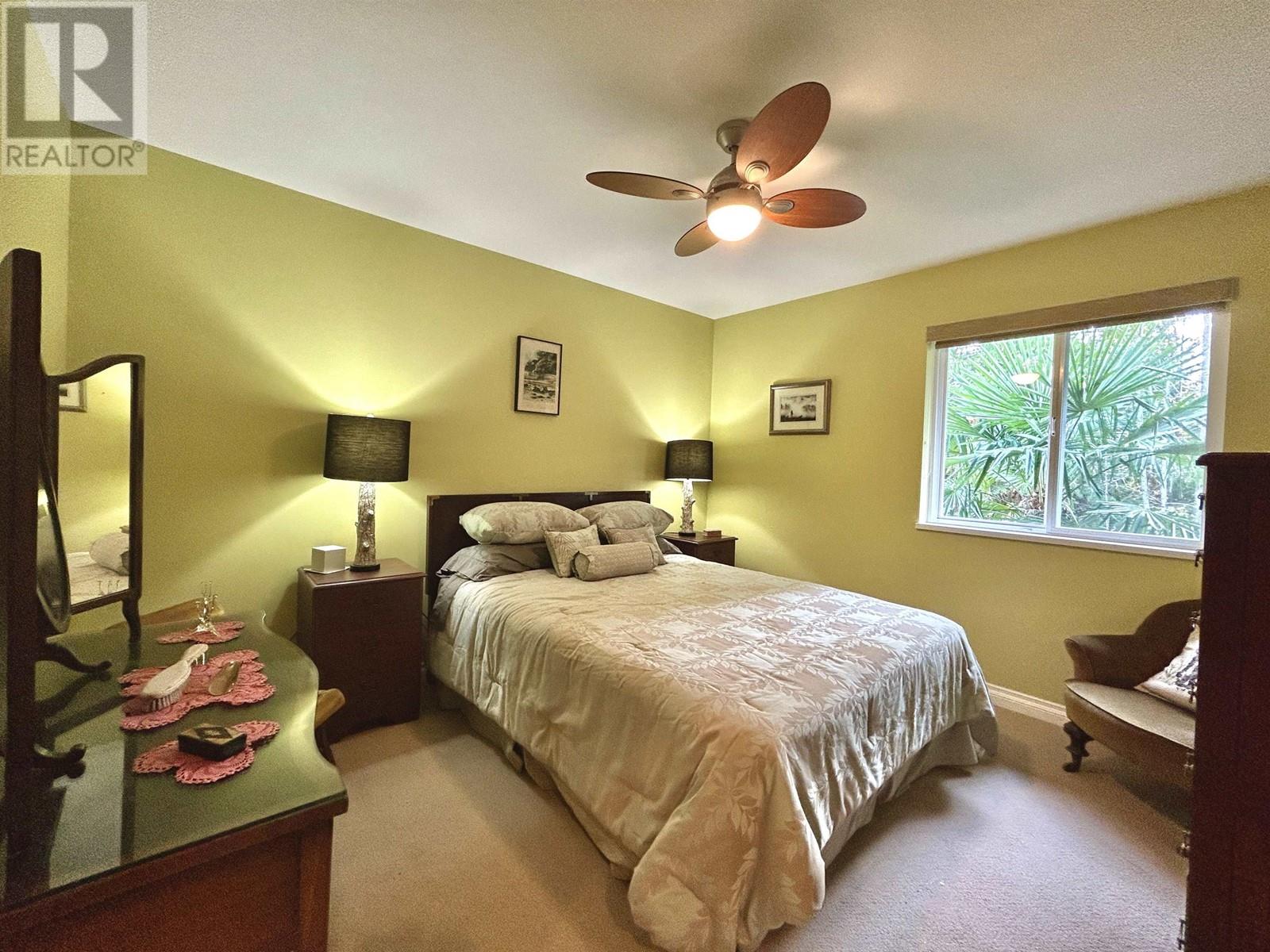 6157 Highmoor Place, Sechelt, British Columbia  V7Z 0L1 - Photo 14 - R2866313