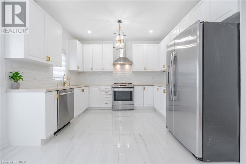 3020 Hawktail Crescent, Mississauga, Ontario  L5M 6W3 - Photo 11 - 40566488