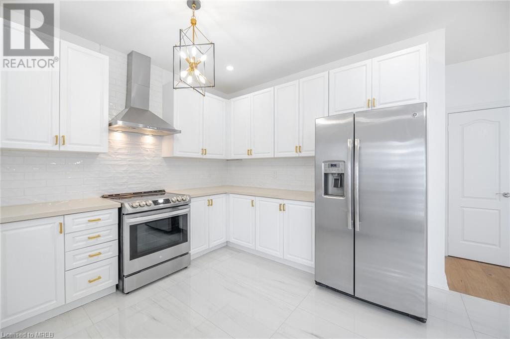 3020 Hawktail Crescent, Mississauga, Ontario  L5M 6W3 - Photo 14 - 40566488