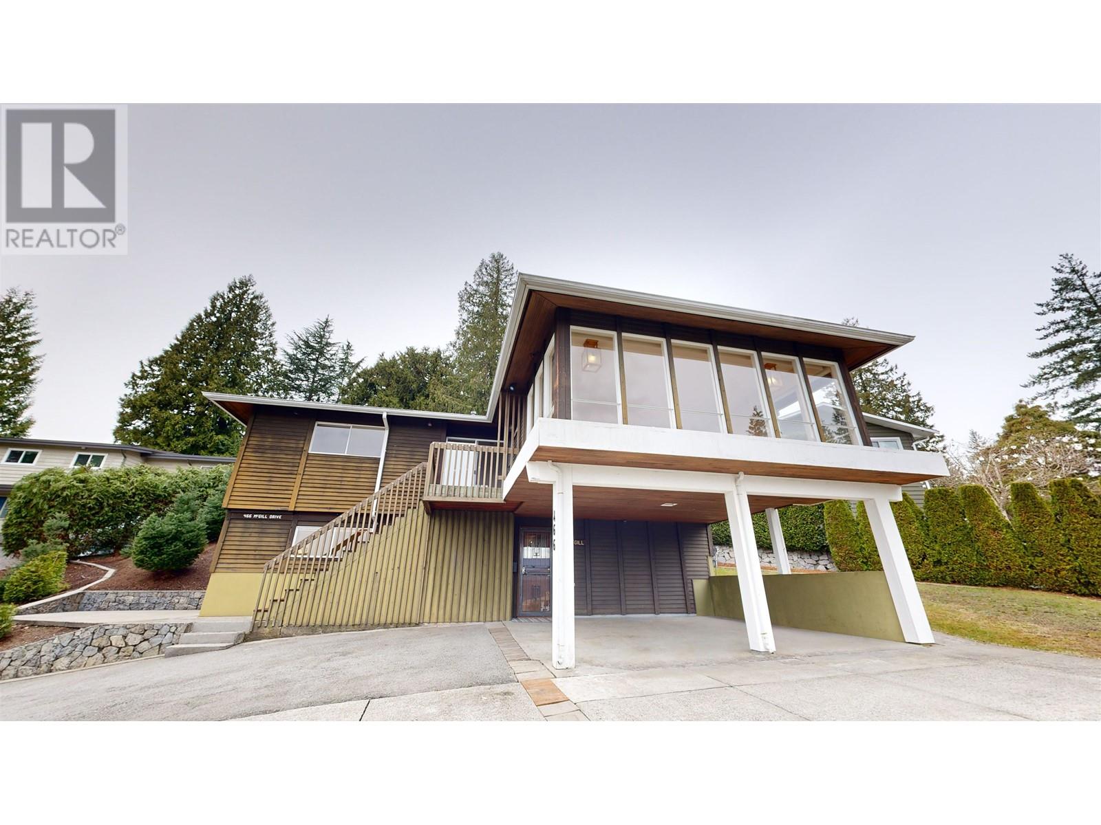 466 Mcgill Drive, Port Moody, British Columbia  V3H 1T9 - Photo 7 - R2866308