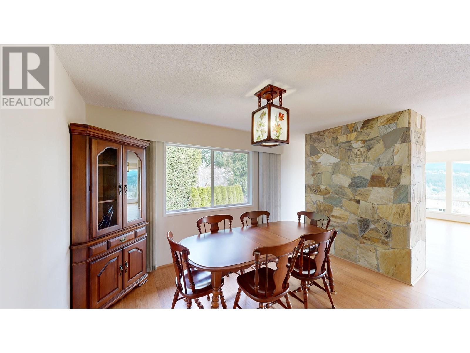 466 Mcgill Drive, Port Moody, British Columbia  V3H 1T9 - Photo 15 - R2866308
