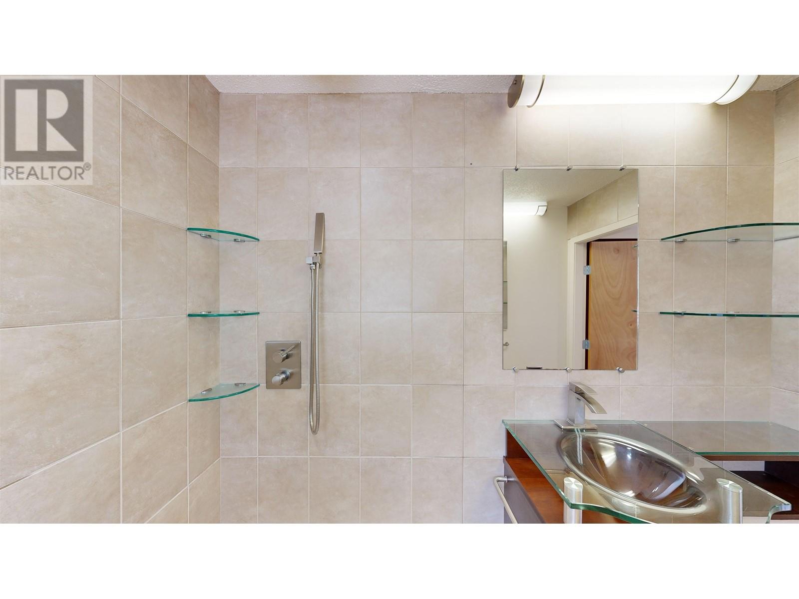 466 Mcgill Drive, Port Moody, British Columbia  V3H 1T9 - Photo 26 - R2866308