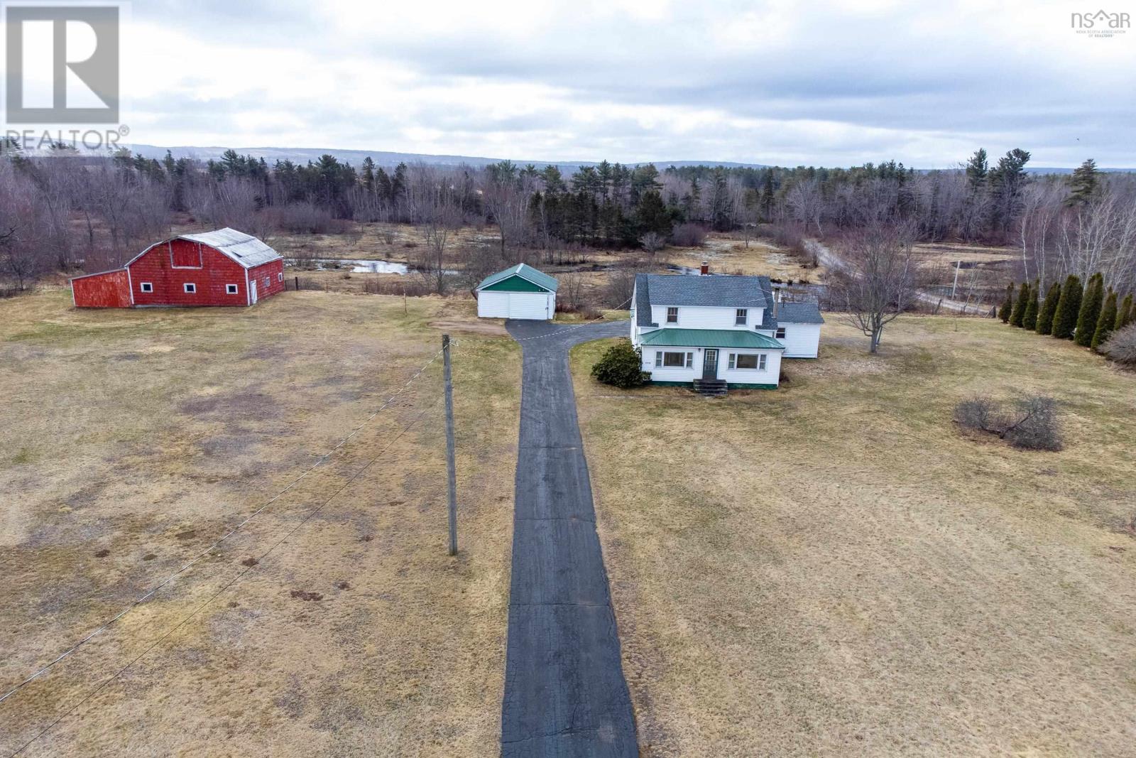 3378 Highway 1, Aylesford East, Nova Scotia  B0P 1C0 - Photo 1 - 202406171