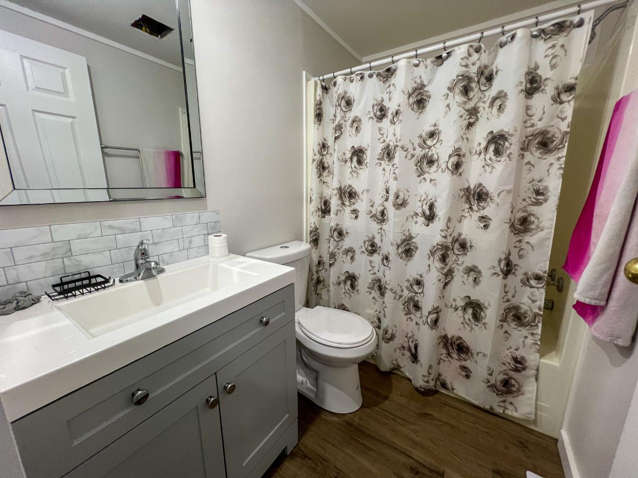 5796 Sinclair Street, Edgewater, British Columbia  V0A 1E0 - Photo 11 - 2474014