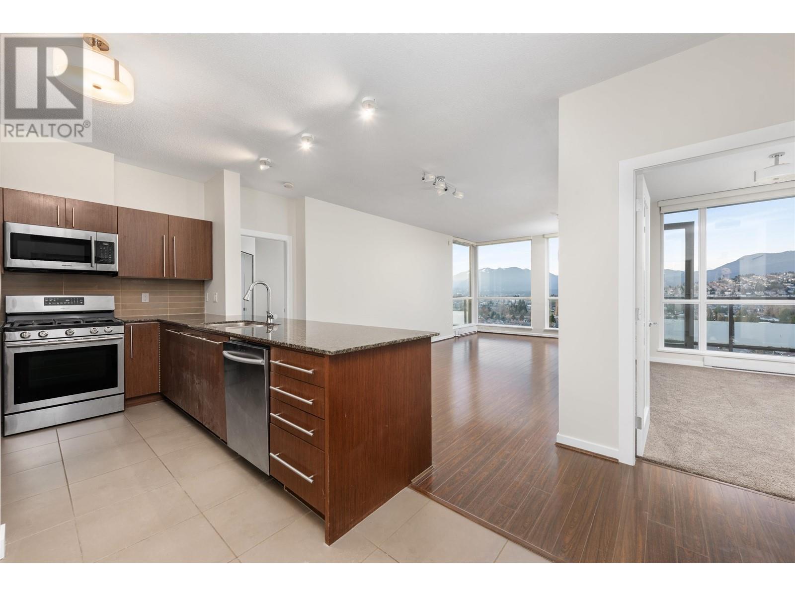 Ph3 4888 Brentwood Drive, Burnaby, British Columbia  V5C 0C6 - Photo 3 - R2866325