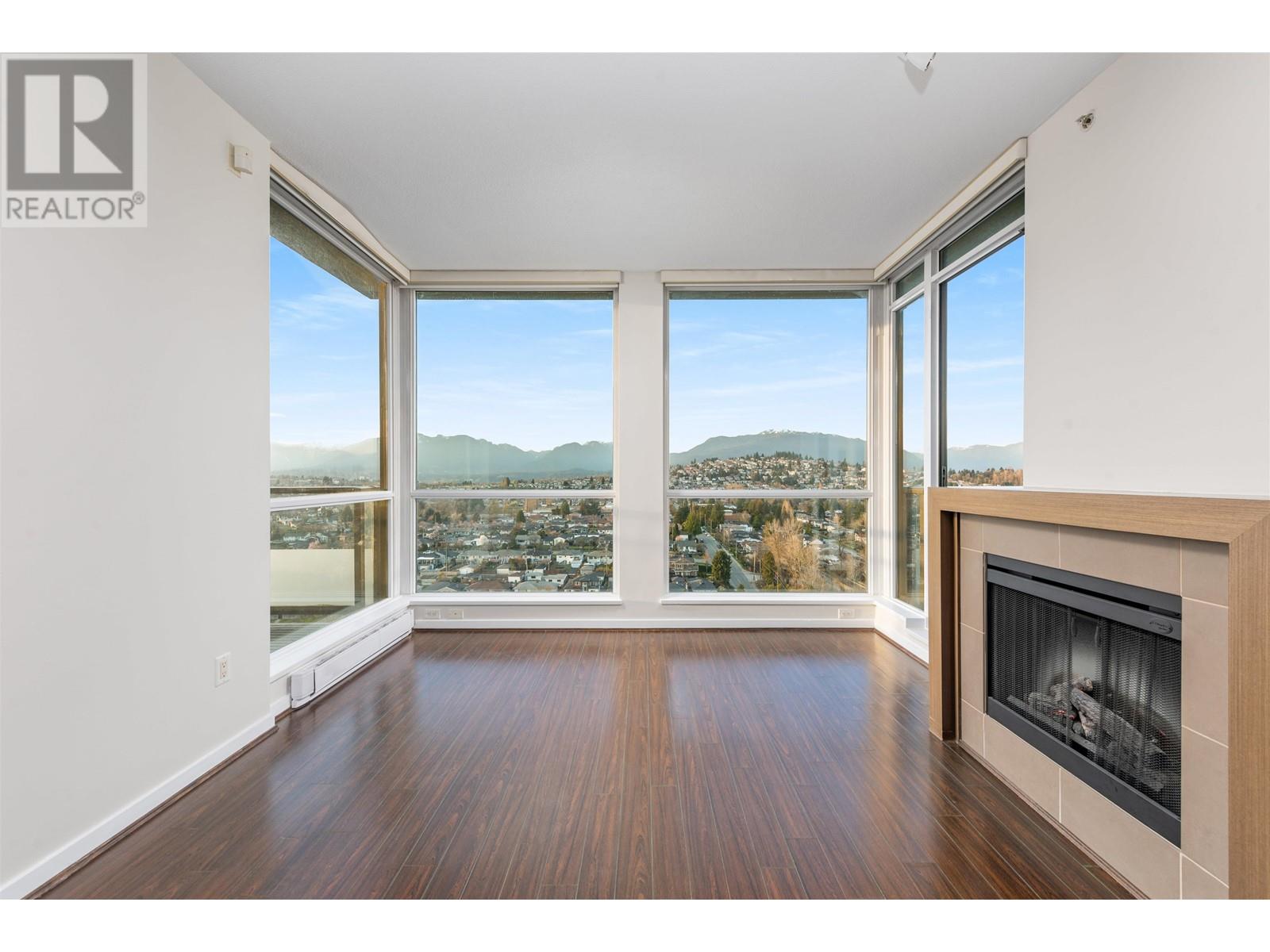 Ph3 4888 Brentwood Drive, Burnaby, British Columbia  V5C 0C6 - Photo 6 - R2866325