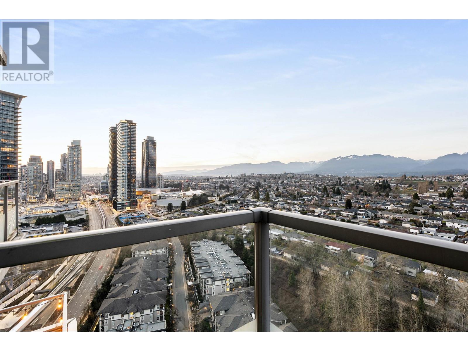 Ph3 4888 Brentwood Drive, Burnaby, British Columbia  V5C 0C6 - Photo 9 - R2866325