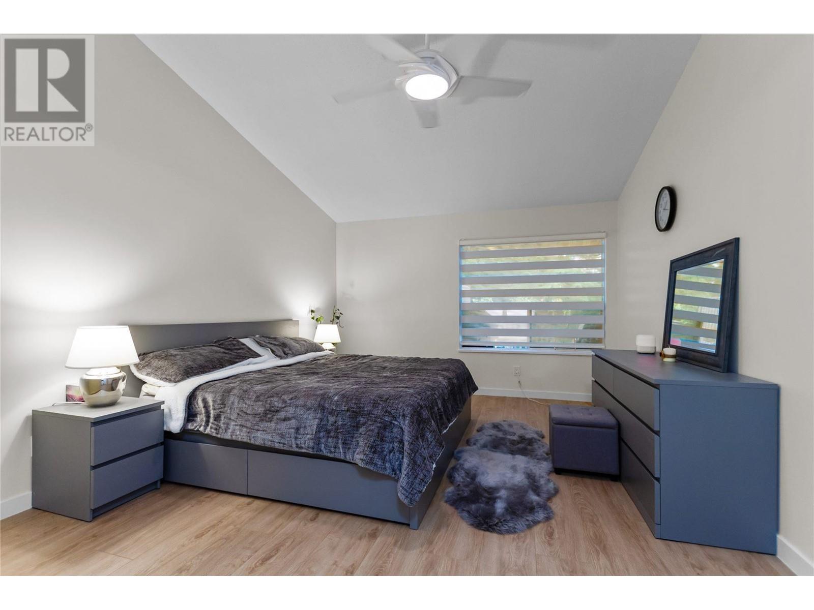 41 4055 Indian River Drive, North Vancouver, British Columbia  V7G 2R7 - Photo 12 - R2866347