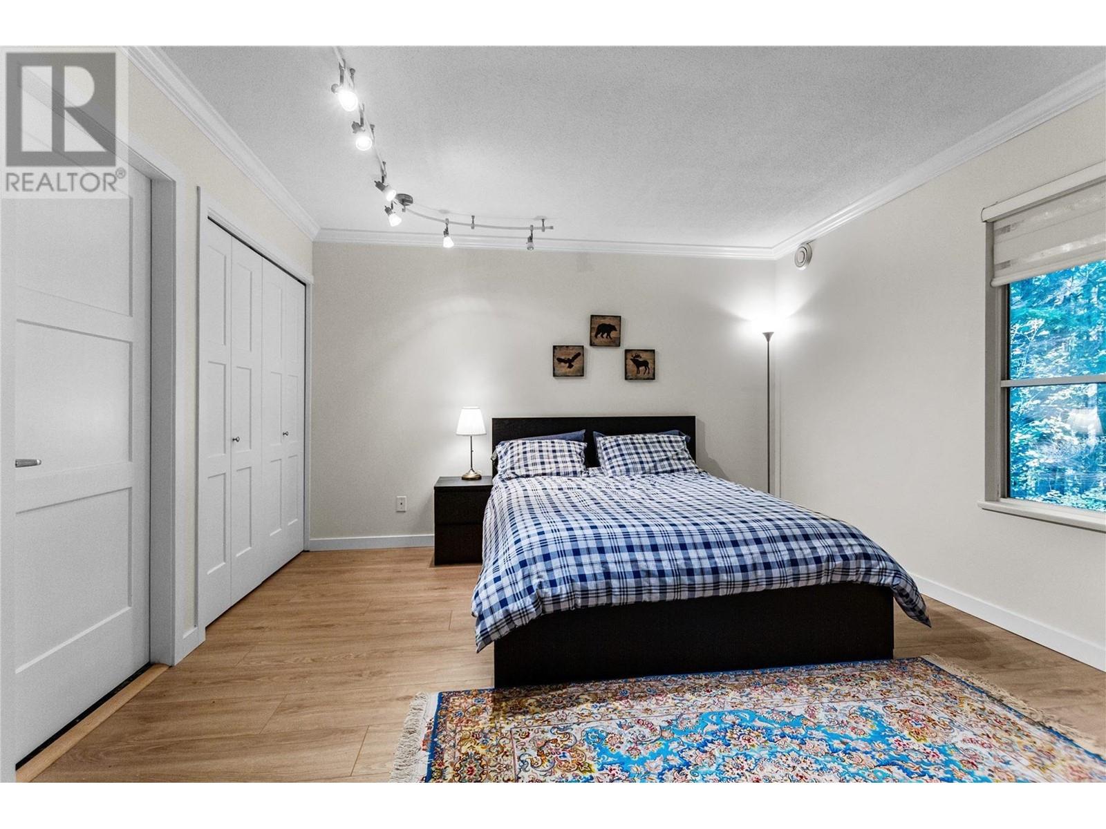 41 4055 Indian River Drive, North Vancouver, British Columbia  V7G 2R7 - Photo 17 - R2866347
