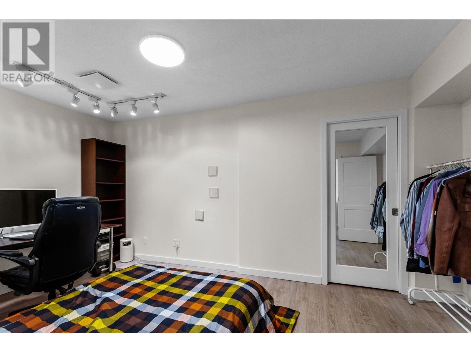 41 4055 Indian River Drive, North Vancouver, British Columbia  V7G 2R7 - Photo 21 - R2866347